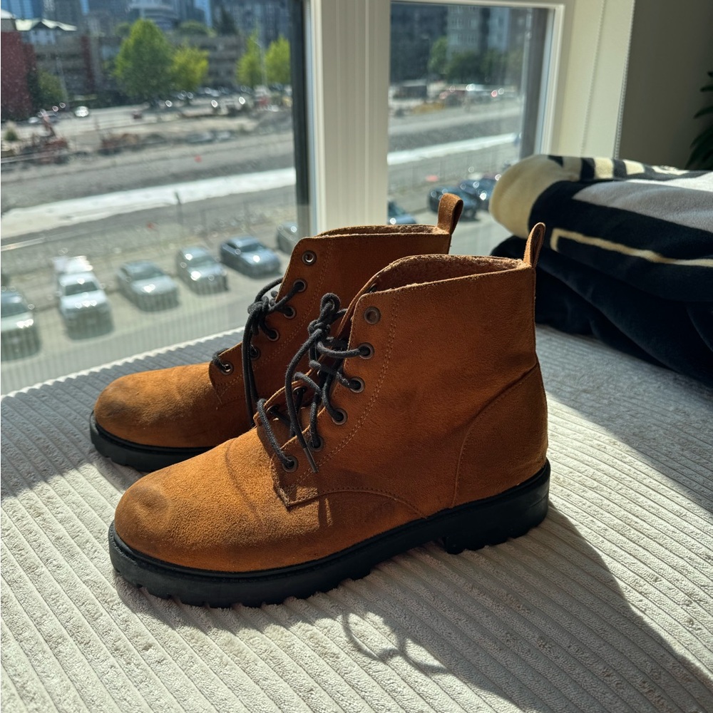 Women brown suede boots H&M